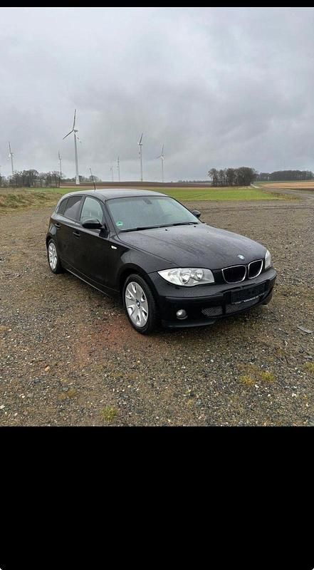 Gebraucht BMW 116 116 PS (85 kW) 2005 Schwarz Kleinwagen