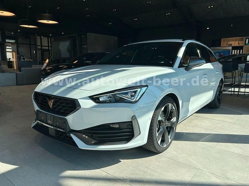 Weiß Gebraucht 2024 Cupra Leon Limousine | 28.450 € (Fairer Preis) - Bild 1/4
