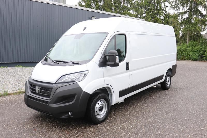 Gebraucht Fiat Ducato Easy 140 PS (102 kW) 2023 Ducato weiß (549) Van