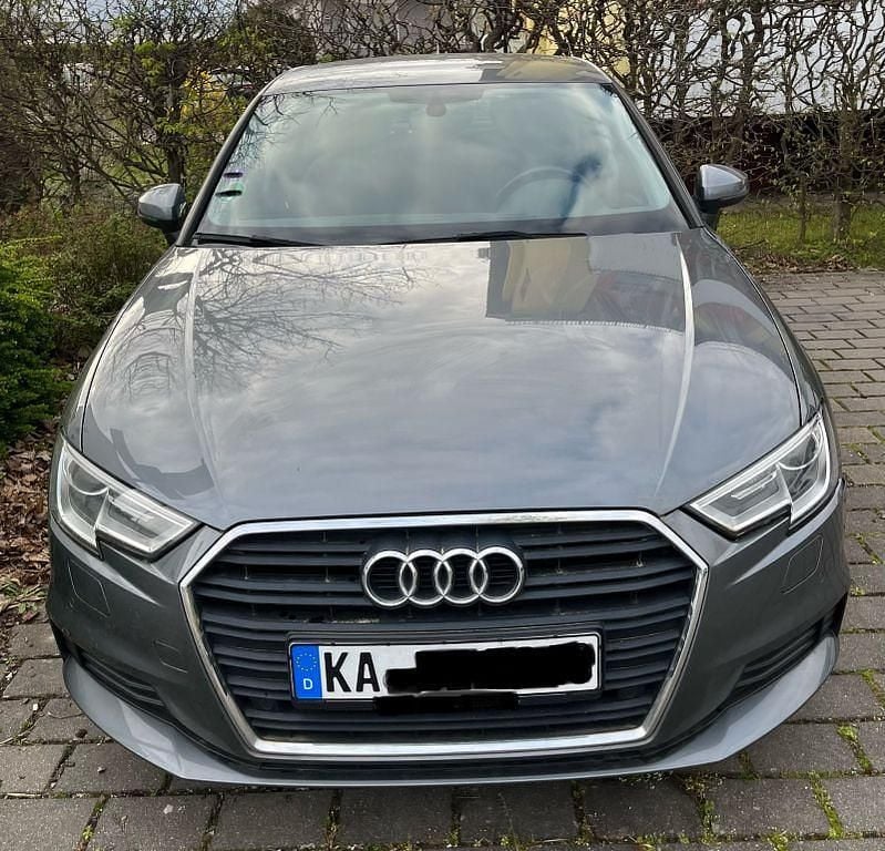 Usata Audi A3 150 CV (110 kW) 2018 Grigio Berlina