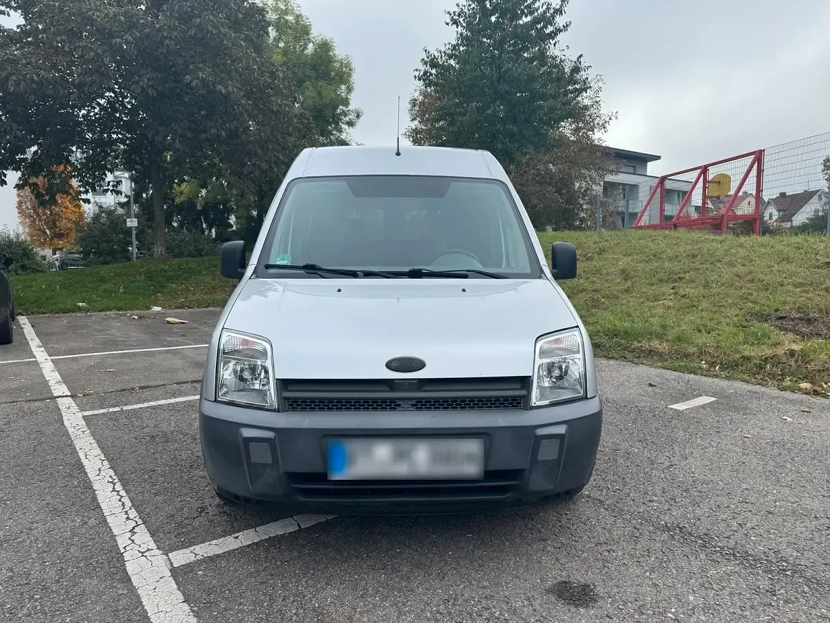 Gebraucht Ford Tourneo 90 PS (66 kW) 2006 Silber Kombi