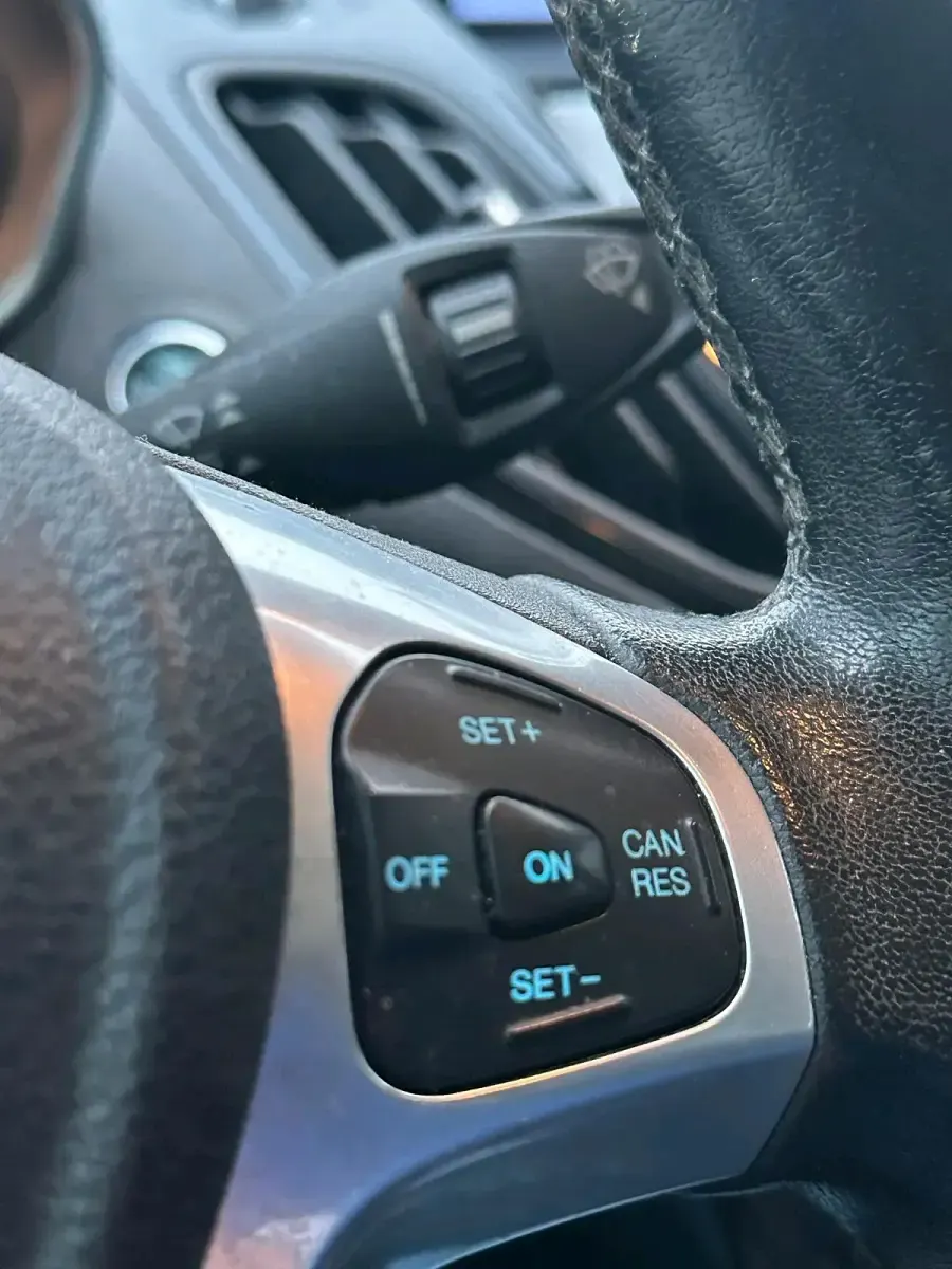 Gebraucht Ford B-MAX 101 PS (74 kW) 2013 Van / Kleinbus