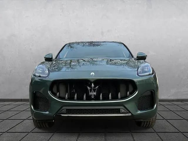 Neu Maserati Grecale 330 PS (242 kW) 2026 Grün SUV