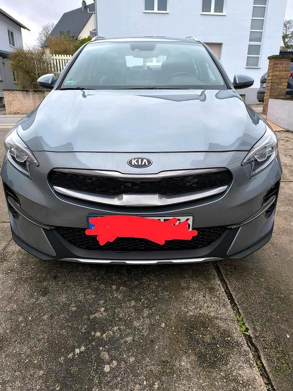 Gebraucht Kia XCeed 141 PS (103 kW) 2021 Silber SUV
