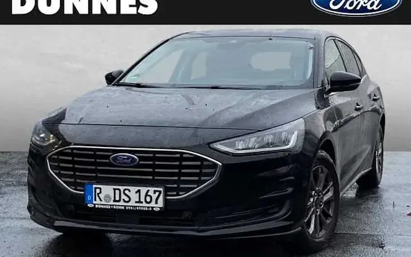 Gebraucht Ford Focus Titanium 125 PS (91 kW) 2022 Limousine