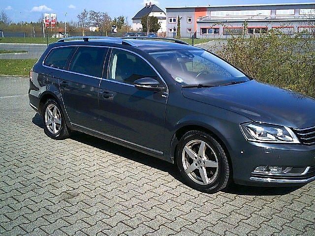 Gebraucht VW Passat 160 PS (117 kW) 2015 Grau Kombi