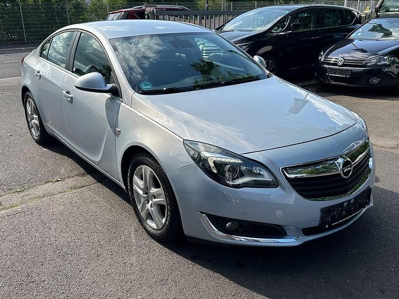 Silber Gebraucht 2016 Opel Insignia Limousine | 8.900 € (Guter Preis) - Bild 1/4