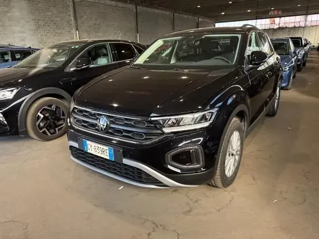 Gebraucht VW T-Roc Life 116 PS (85 kW) 2025 Schwarz SUV