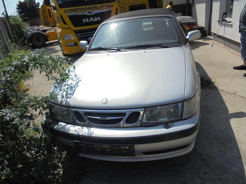 Gebraucht Saab 9-3 Cabriolet 154 PS (113 kW) 2000 Silber Cabrio