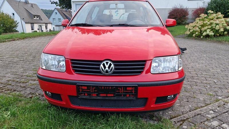 Rot Gebraucht 2000 VW Polo Kleinwagen | 1.300 € (Fairer Preis) - Bild 1/4