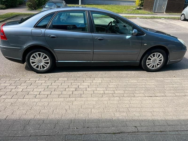 Silber Gebraucht 2005 Citroën C5 Limousine | 3.100 € - Bild 1/4