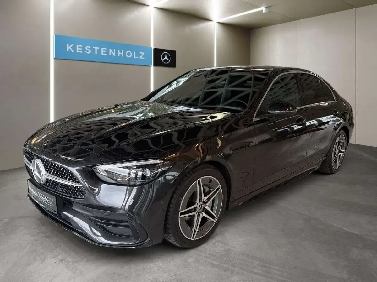 Gebraucht Mercedes C200 Sport 204 PS (150 kW) 2023 Grau Limousine