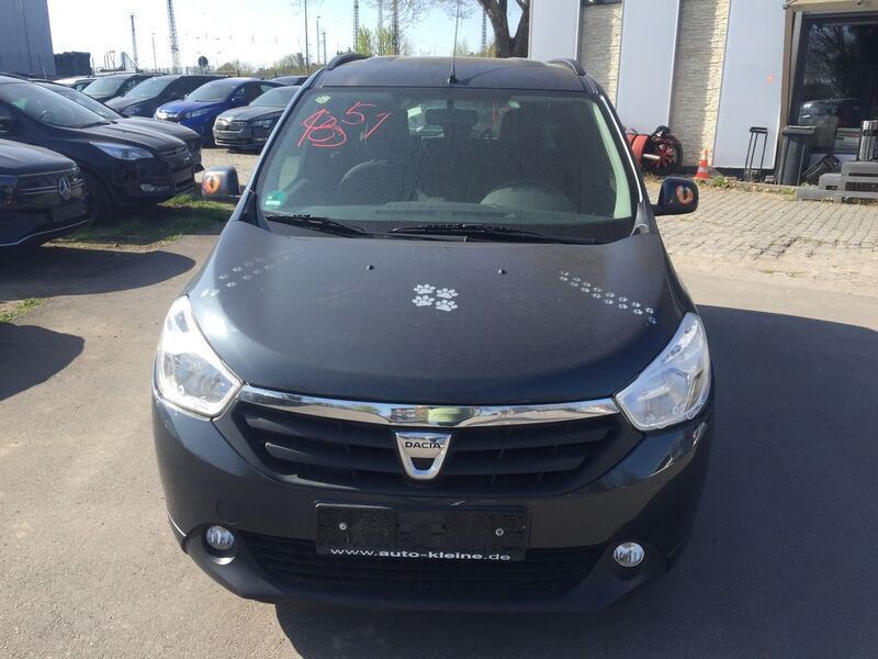 Grau Gebraucht 2014 Dacia Lodgy Lauréate Van / Kleinbus | 4.200 € (Guter Preis) - Bild 1/4