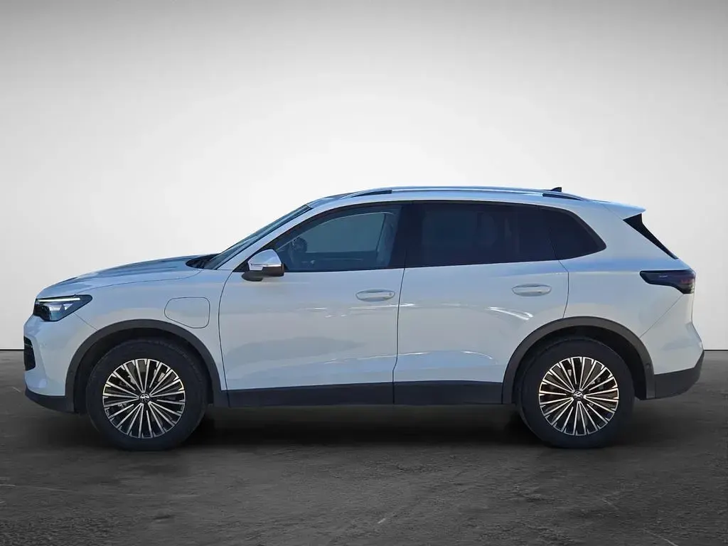 Gebraucht VW Tiguan Life 204 PS (150 kW) 2025 Weiß SUV