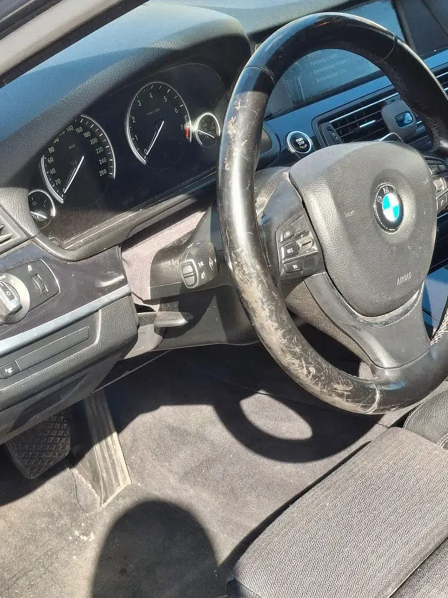Gebraucht BMW 535 306 PS (225 kW) 2012 Blau Kombi