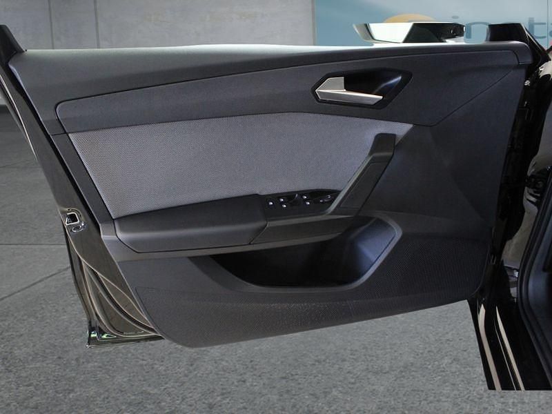 Usata Seat Leon 150 CV (110 kW) 2026 Nero Utilitaria