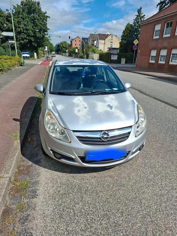 Silber Gebraucht 2006 Opel Corsa Limousine | 2.000 € (Guter Preis) - Bild 1/4