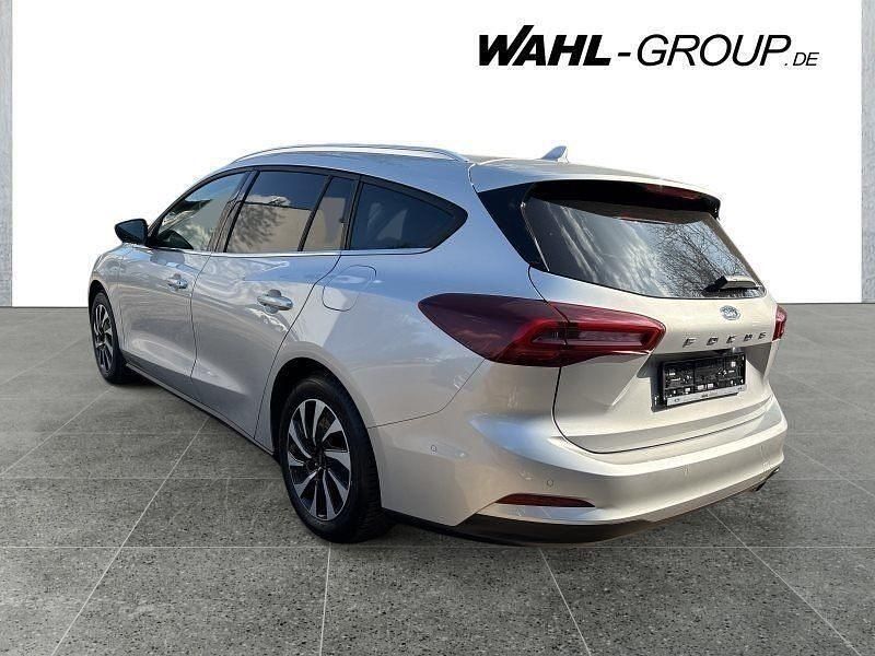 Gebraucht Ford Focus Titanium 125 PS (91 kW) 2024 Silber Kombi