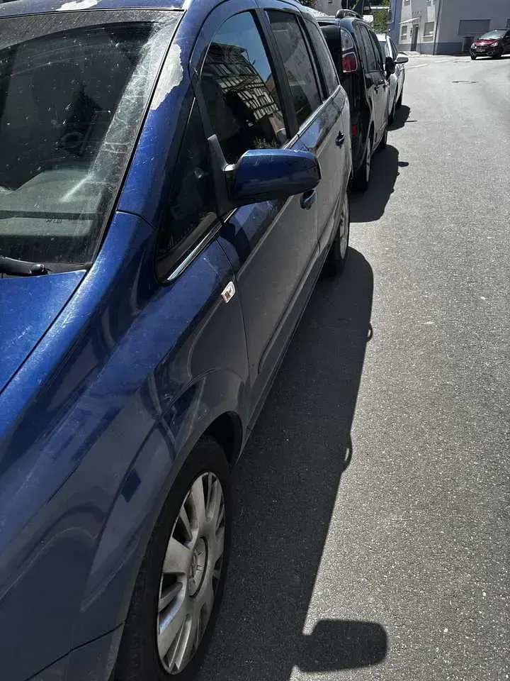 Gebraucht Opel Zafira 140 PS (102 kW) 2007 Blau Van / Kleinbus