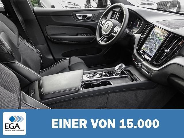 Gebraucht Volvo XC60 Plus 197 PS (144 kW) 2023 Metallic SUV
