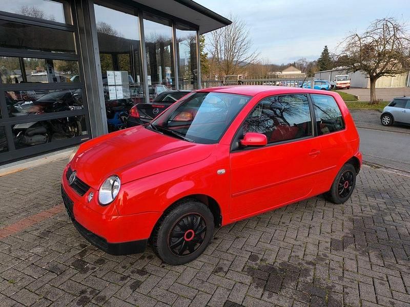 Rot Gebraucht 2001 VW Lupo Kleinwagen | 1.650 € (Fairer Preis) - Bild 1/4