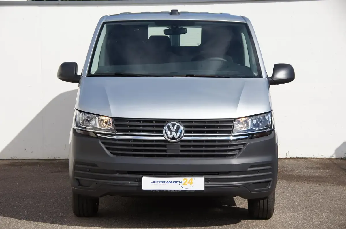 Neu VW T7 2026 Reflexsilber metallic Van