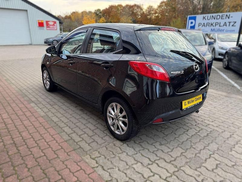 Gebraucht Mazda 2 Center-Line 102 PS (75 kW) 2011 Schwarz Limousine
