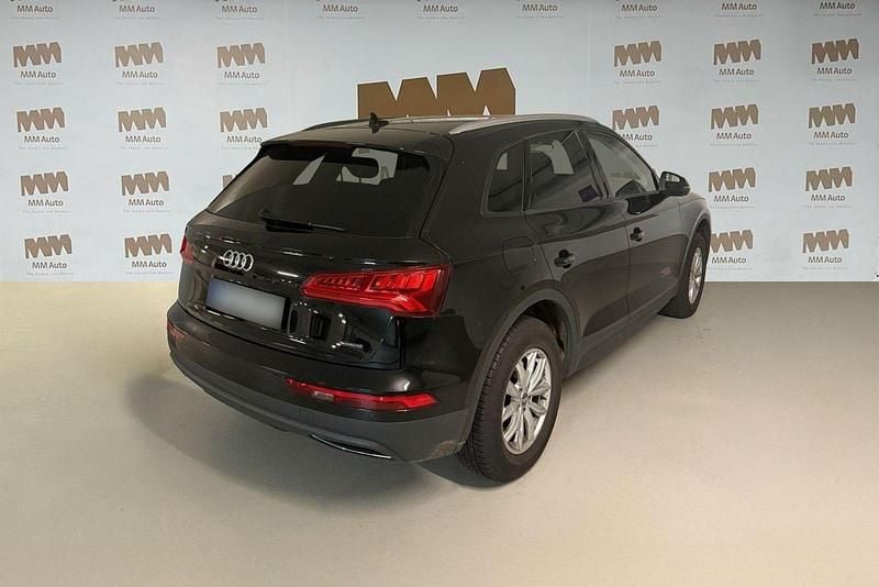 Gebraucht Audi Q5 Ambiente 190 PS (139 kW) 2017 Schwarz SUV