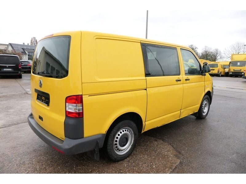 Gebraucht VW T5 84 PS (61 kW) 2012 Ginstergelb r1032 Van