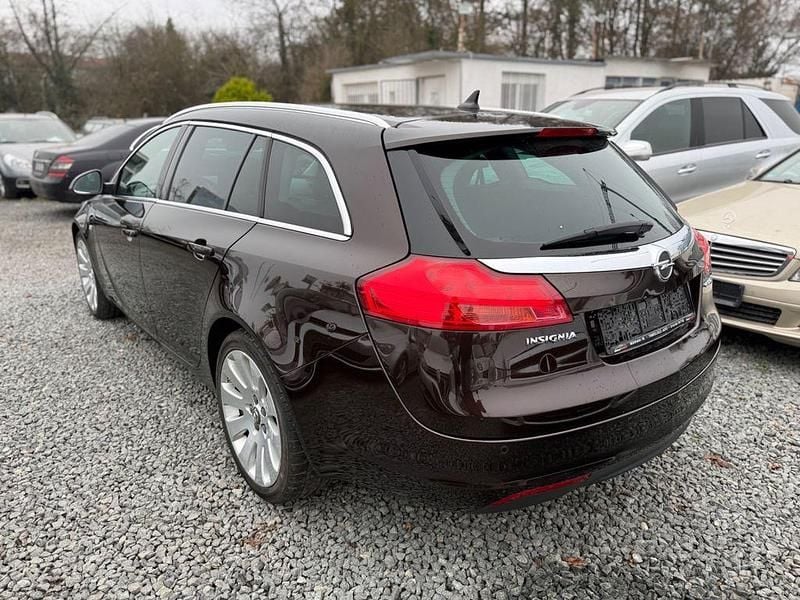 Gebraucht Opel Insignia 160 PS (117 kW) 2012 Braun Kombi
