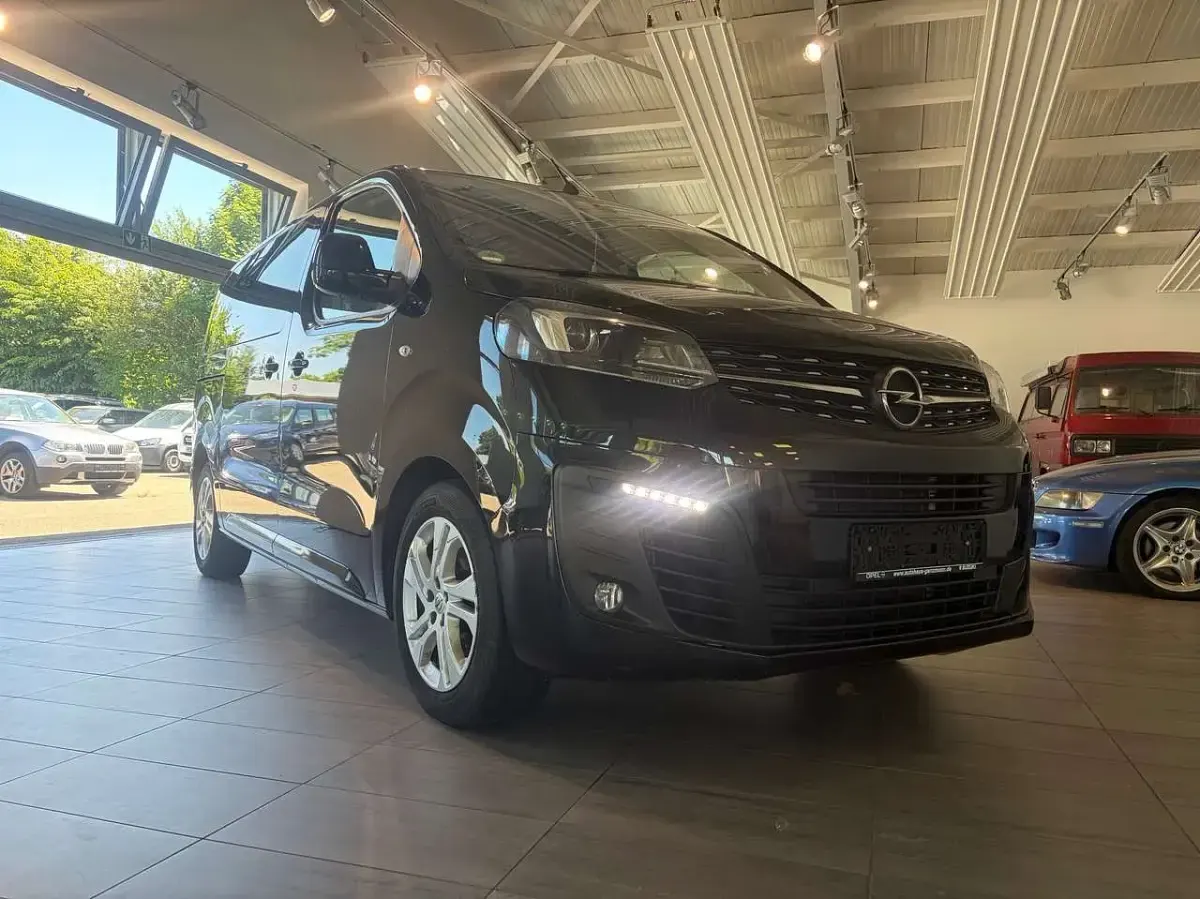 Gebraucht Opel Zafira Life Edition 150 PS (110 kW) 2019 Diamant schwarz/karbon schwarz Van / Kleinbus