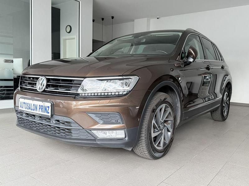 Braun Gebraucht 2017 VW Tiguan SUV | 20.980 € (Guter Preis) - Bild 1/4
