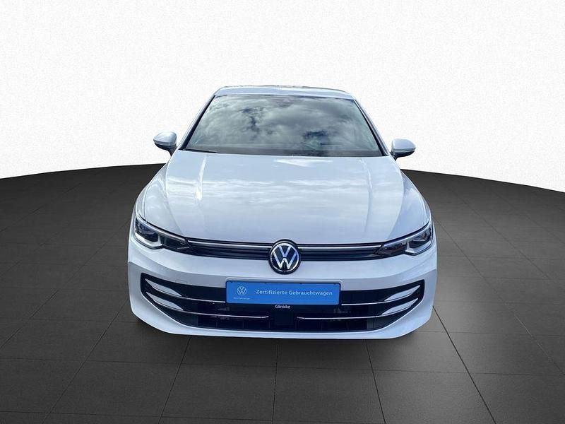 Gebraucht VW Golf VIII Style 150 PS (110 kW) 2025 Weiß Limousine