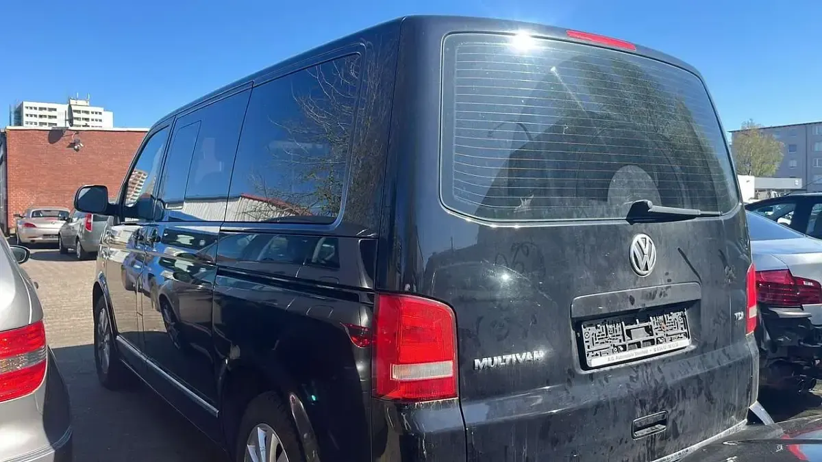 Gebraucht VW Multivan Highline 179 PS (131 kW) 2010 Schwarz Van / Kleinbus