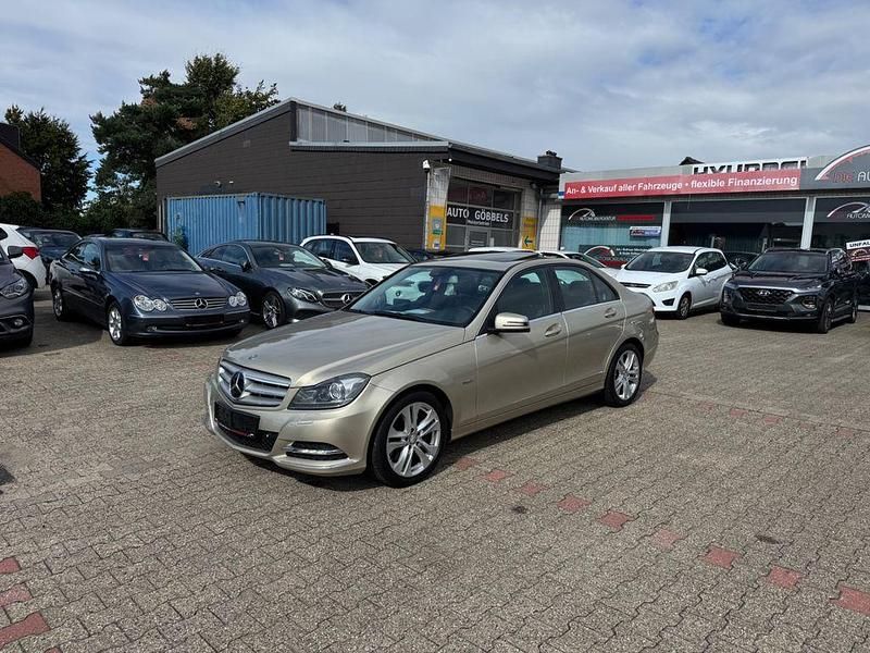 Beige Gebraucht 2011 Mercedes C350 Limousine | 14.890 € (Fairer Preis) - Bild 1/4