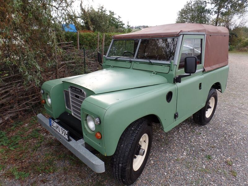 Grün Gebraucht 1971 Land Rover 3 SUV | 21.500 € - Bild 1/4