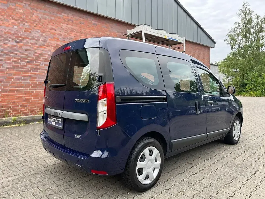 Gebraucht Dacia Dokker Ambiance 116 PS (85 kW) 2015 Blau Van / Kleinbus