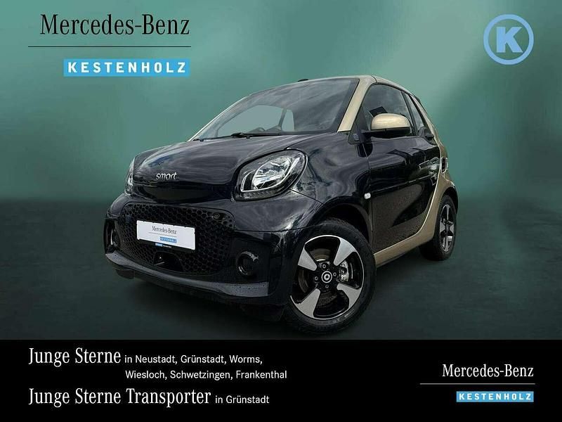 Schwarz Gebraucht 2021 Smart ForTwo Electric Drive Passion Cabrio | 12.590 € (Fairer Preis) - Bild 1/4