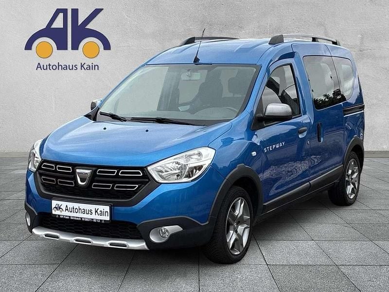 Blau Gebraucht 2020 Dacia Dokker Comfort Kombi | 9.900 € (Superpreis) - Bild 1/4