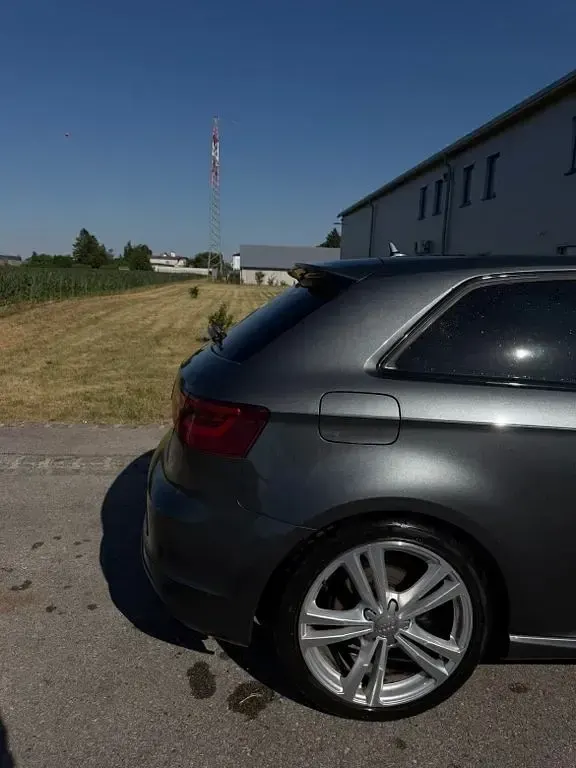 Gebraucht Audi A3 Ambiente 150 PS (110 kW) 2013 Grau Limousine