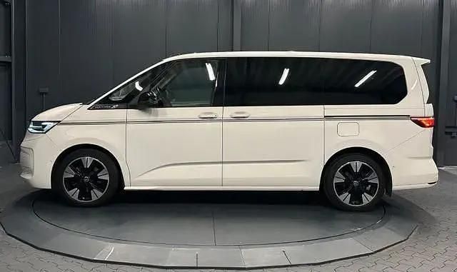 Usata VW Multivan Style 204 CV (150 kW) 2023 Bianco Monovolume