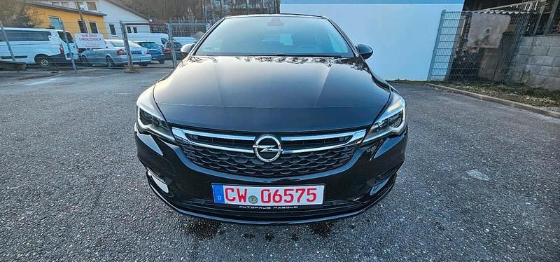 Gebraucht Opel Astra 105 PS (77 kW) 2017 Schwarz Kleinwagen