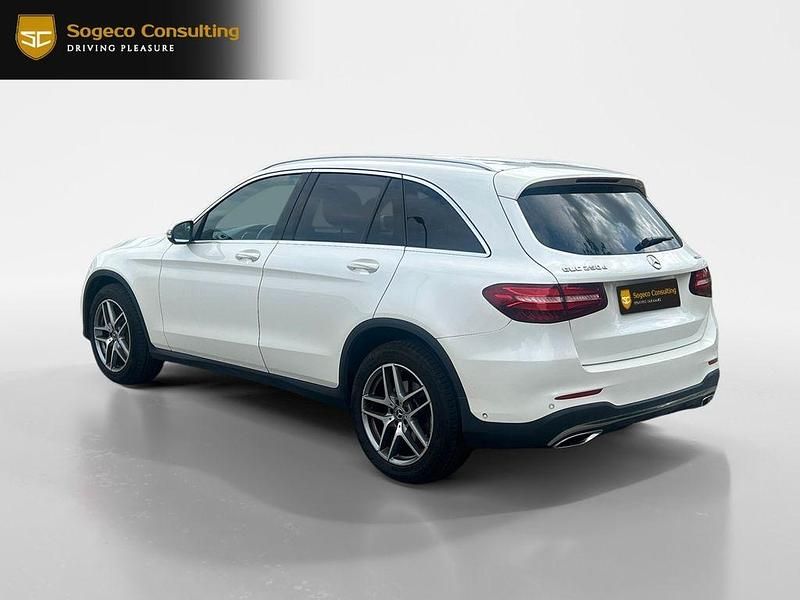 Gebraucht Mercedes GLC250 AMG 204 PS (150 kW) 2019 Weiß SUV