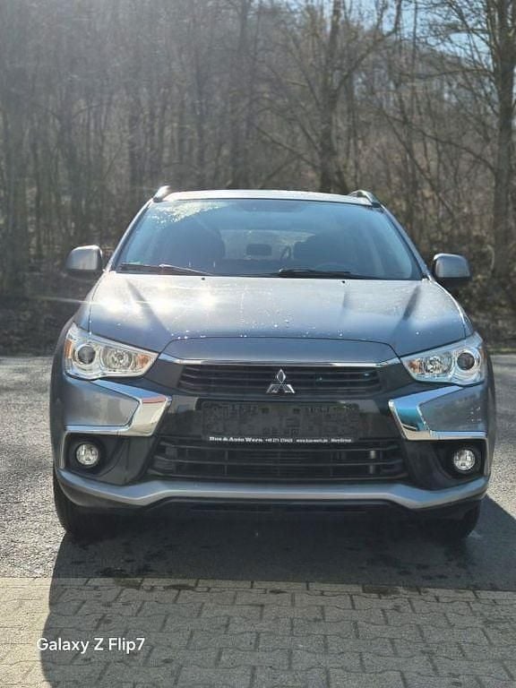 Gebraucht Mitsubishi ASX Plus 114 PS (83 kW) 2018 Grau SUV