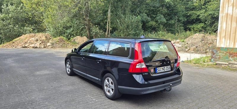 Schwarz Gebraucht 2010 Volvo V70 Kombi | 8.100 € (Fairer Preis) - Bild 1/4