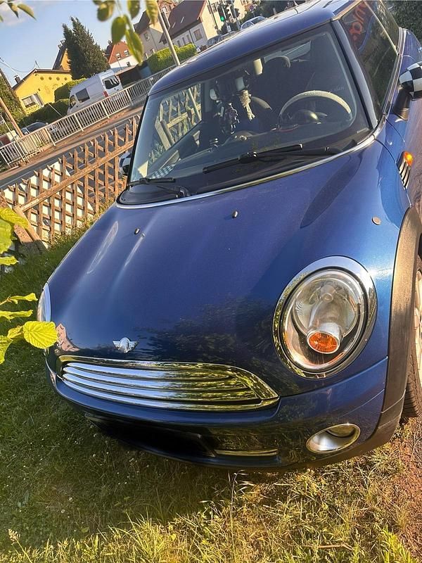Blau Gebraucht 2013 Mini ONE Kleinwagen | 4.500 € (Fairer Preis) - Bild 1/4
