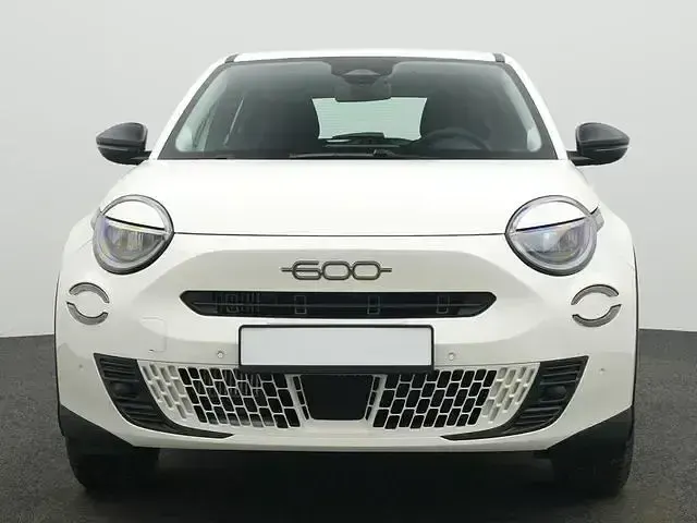 Gebraucht Fiat 600 Business 101 PS (74 kW) 2025 Weiß SUV