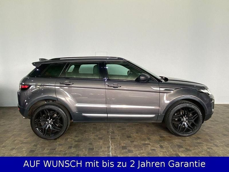 Grau Gebraucht 2017 Land Rover Range Rover evoque SUV | 16.490 € (Guter Preis) - Bild 1/4