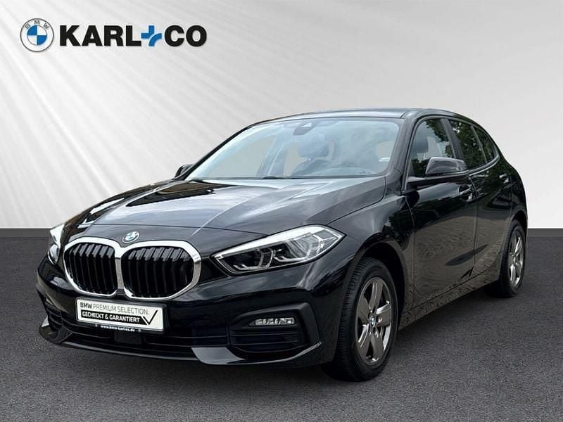 Schwarz Gebraucht 2021 BMW 118 Advantage Kleinwagen | 20.998 € (Fairer Preis) - Bild 1/4