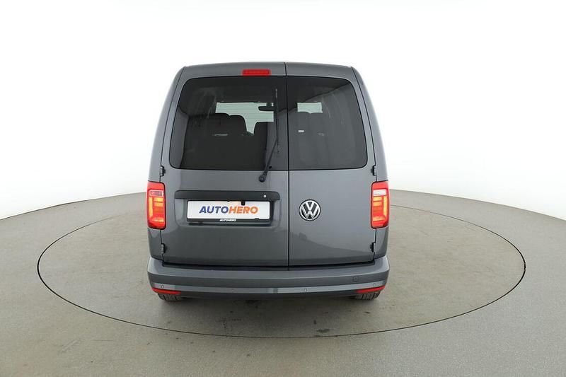 Gebraucht VW Caddy Maxi Trendline 125 PS (91 kW) 2018 Grau Van / Kleinbus